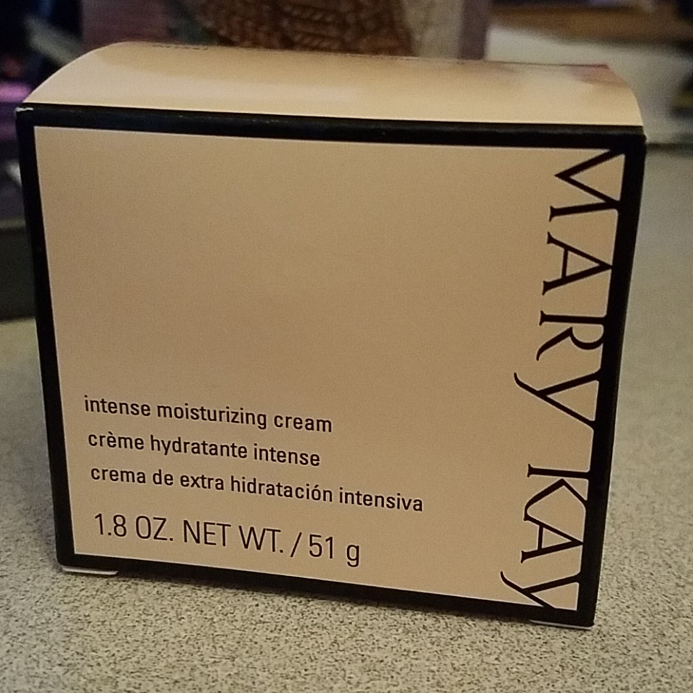 Mary Kay Intense Moisturizing cream